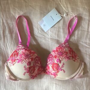 Pepper lightly padded embroidered lace bra with underwire pink 36A